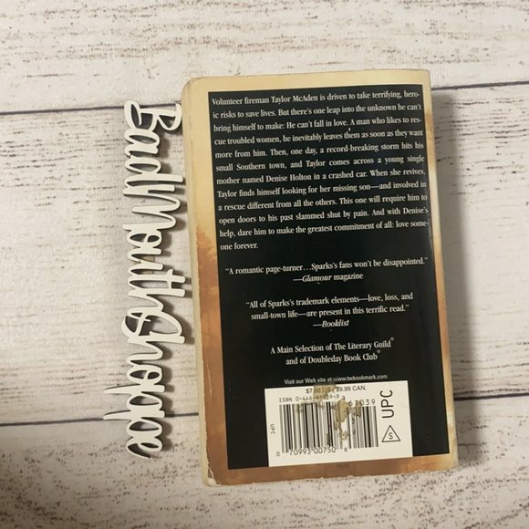 *THE RESCUE by Nicholas Sparks Paperback Book - Picture 3 of 6